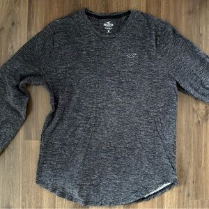 Hollister Men's Charcoal Long Sleeve Tee